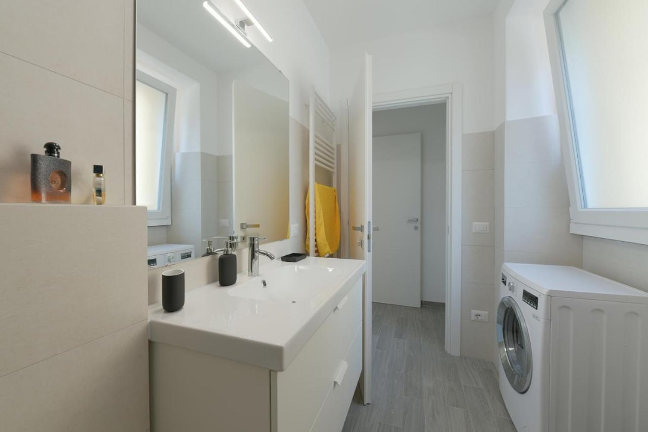 Sunflower Apartments Baveno Bagian luar foto