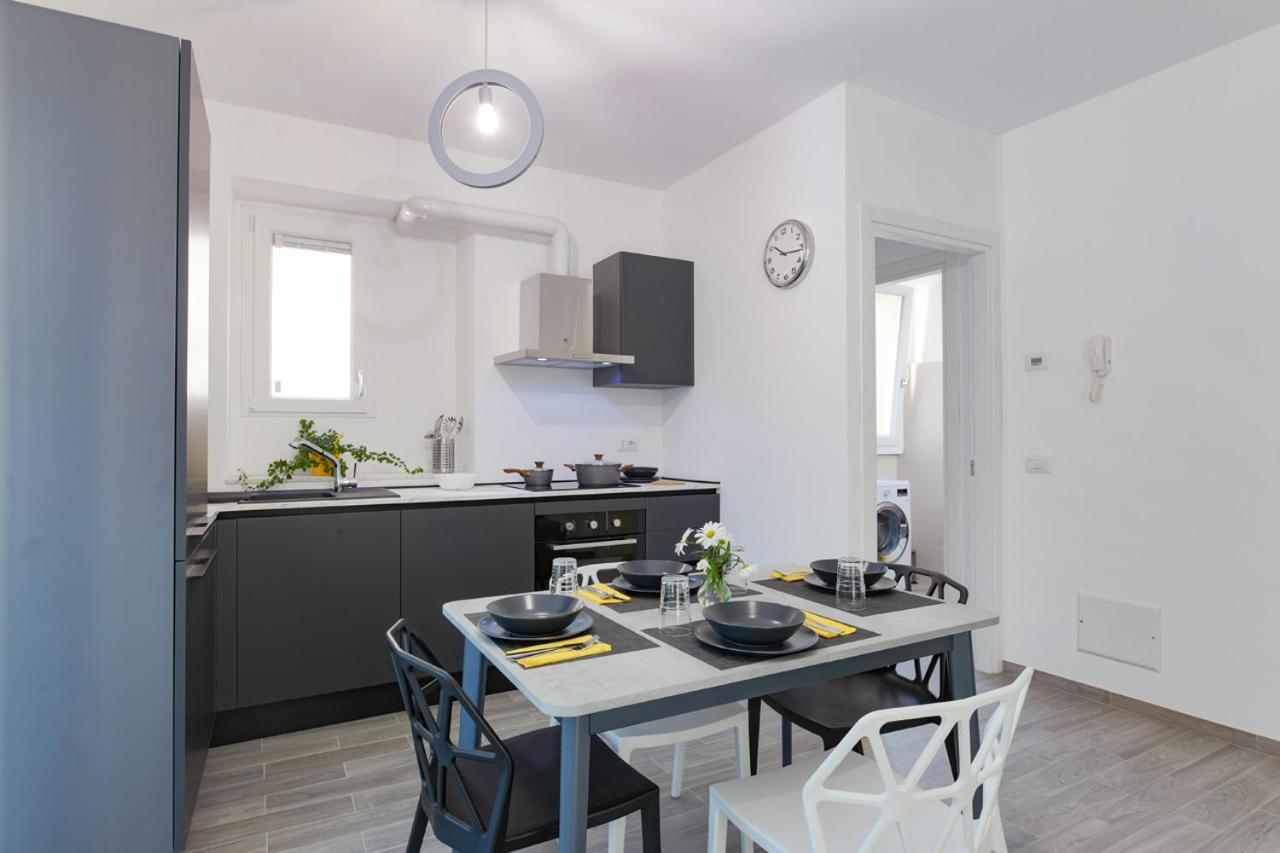 Sunflower Apartments Baveno Bagian luar foto